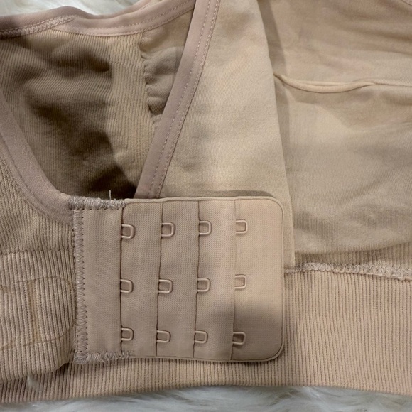 Kindred Bravely Sublime Hands-Free Pumping & Nursing Bra M - Picture 12 of 15